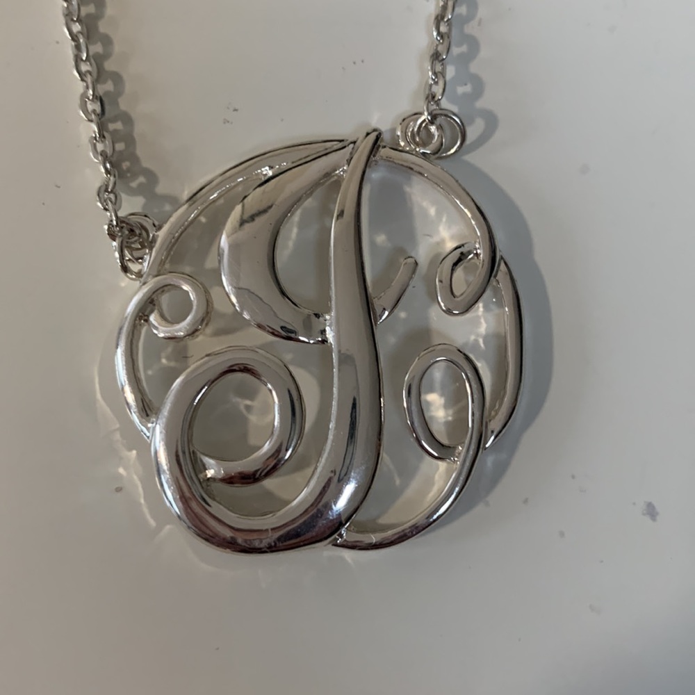 Monogram initial necklace!!!‎ - Picture 2 of 4
